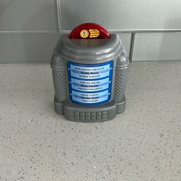 🏁 Step  2 Jubebox for diner - Picture 1 of 6